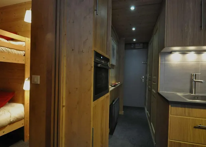 Διαμέρισμα Cosy Pour 4 Pers. Avec Depart Aux Pieds, Proche Commodites Et Pistes - Fr-1-545-17 *