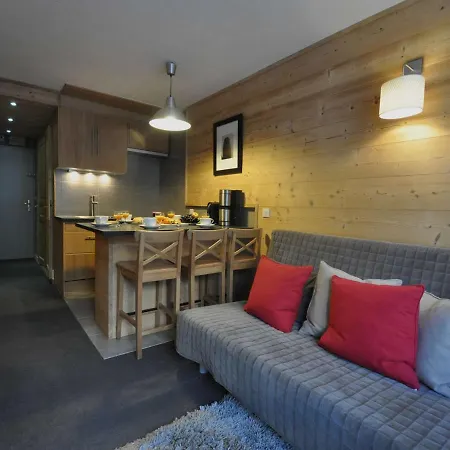 アパート Cosy Pour 4 Pers. Avec Depart Aux Pieds, Proche Commodites Et Pistes - Fr-1-545-17 *
